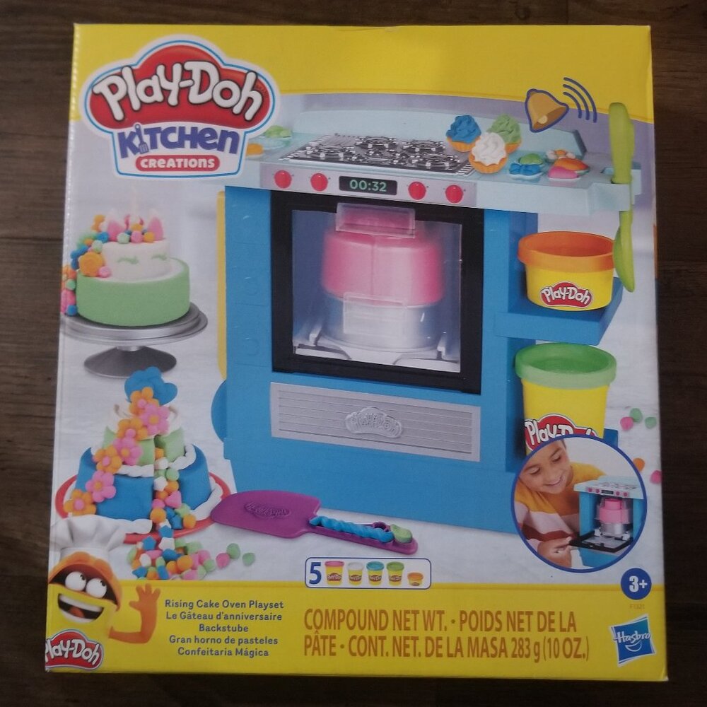 Hasbro Play-Doh Rising Cake Oven Playset
